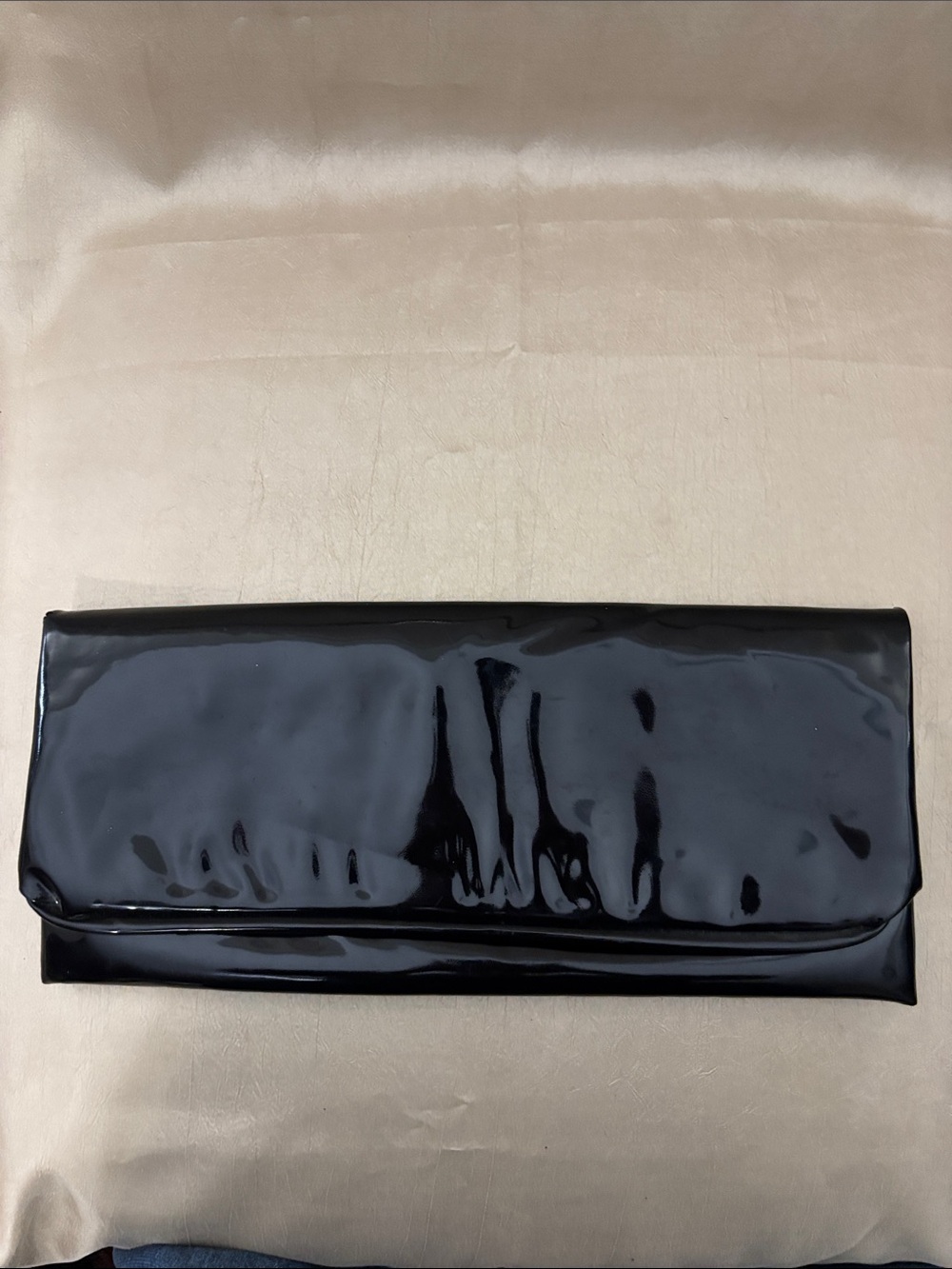 Black Patent Leather Tapestry Floral Fold-over Clutch w/Zippered Insert Divider
